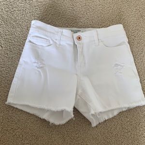 Abercrombie kids 13/14 white shorts.
